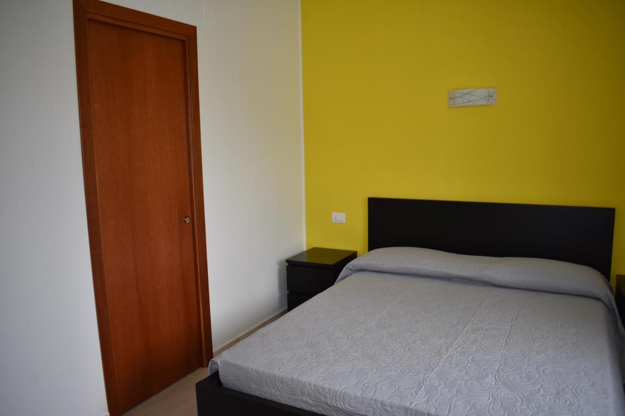 B&B Da Zio Peppe Cirella Bagian luar foto